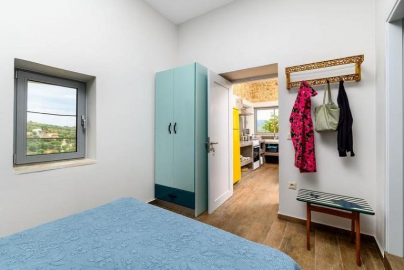 Ag. Georgios bei Sitia MIT VIDEO: Kreta, Sitia: Meisterhaft renoviertes Haus mit zwei Schlafzimmern in der Landschaft von Sitia Haus kaufen